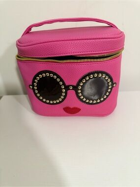 blush interior logo-lined cosmetic pouch